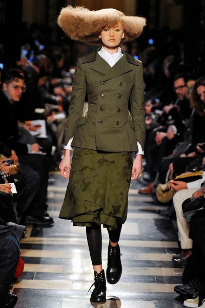 Look 9